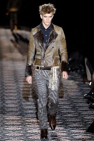 Look 25